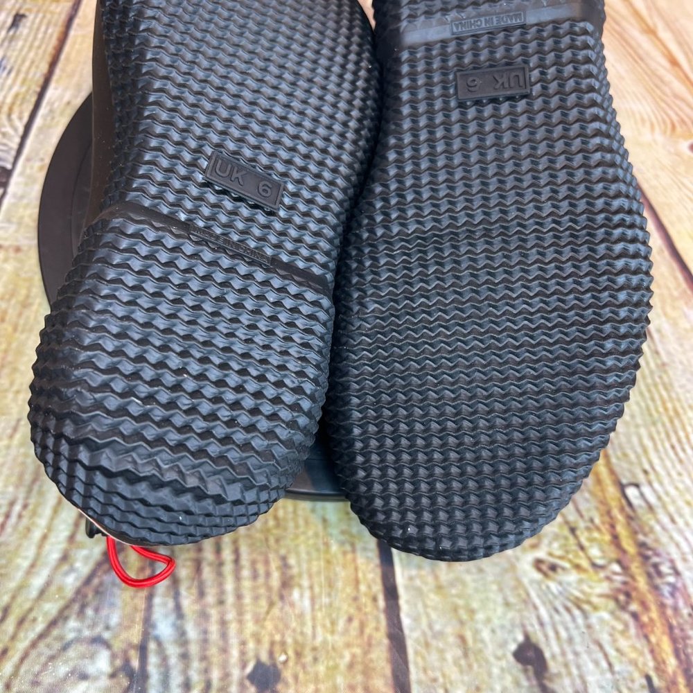 Hunter Boots Men's Black Low Top Fabric Lined Rubber Rain Boots Shoes Size 7 - Picture 8 of 9